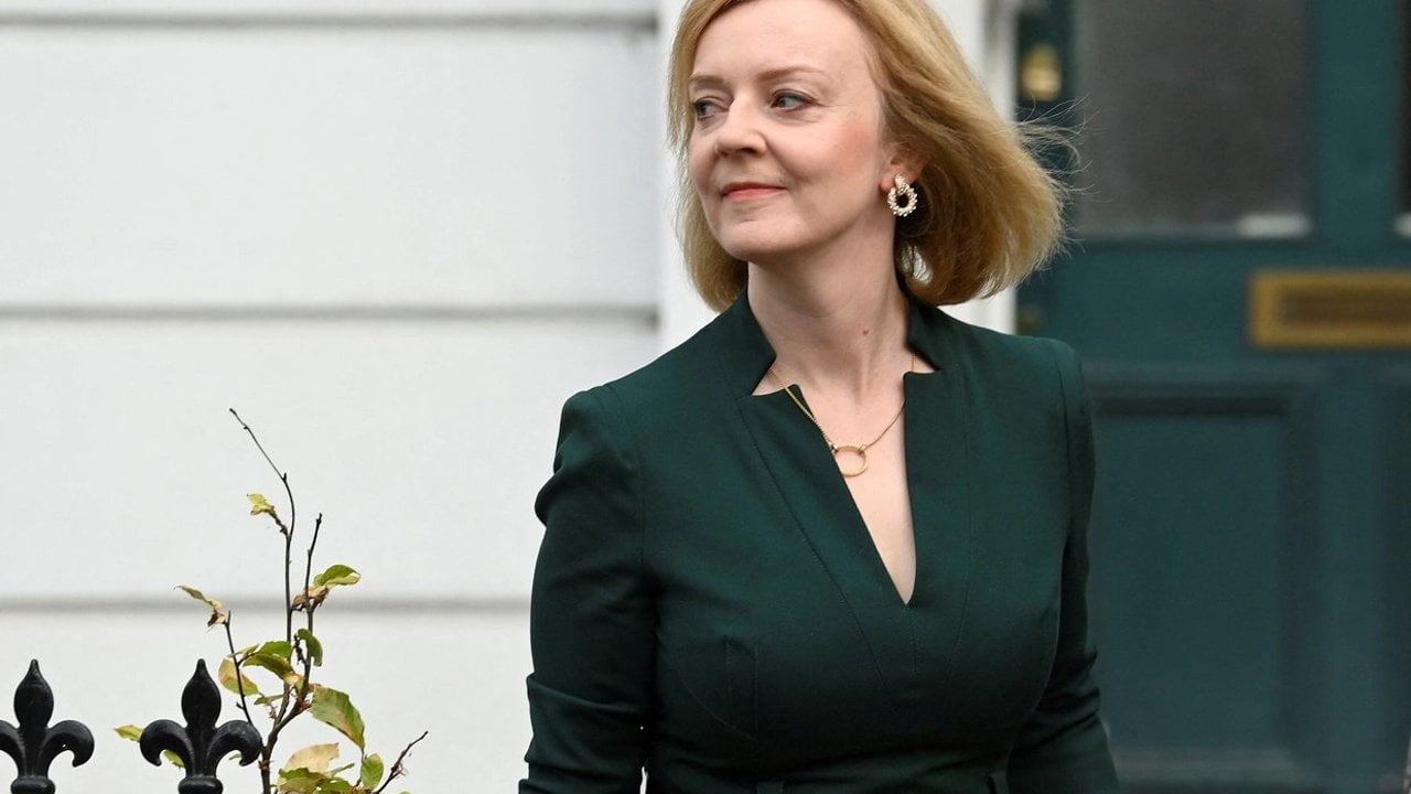 ngiltere-ba-bakan-liz-truss-stifa-etti-coin-m-hendisi